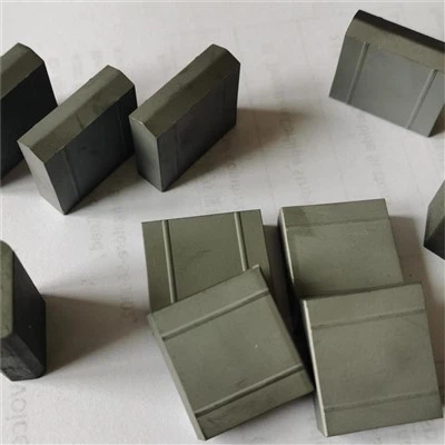 Inserto in carburo per taglienti di spazzaneve